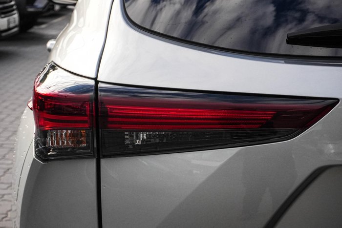 2024 Toyota Kluger GX