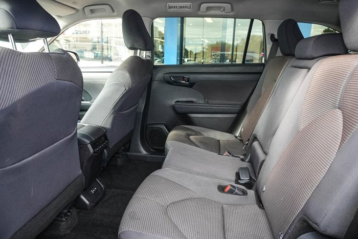 2024 Toyota Kluger GX