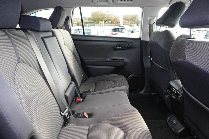 2024 Toyota Kluger GX