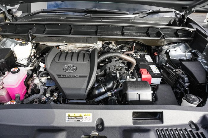 2024 Toyota Kluger GX