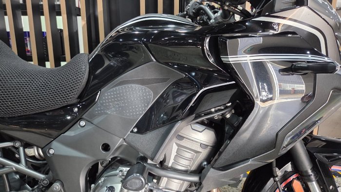 2022 Kawasaki VERSYS 1000S (KLZ1000) Black