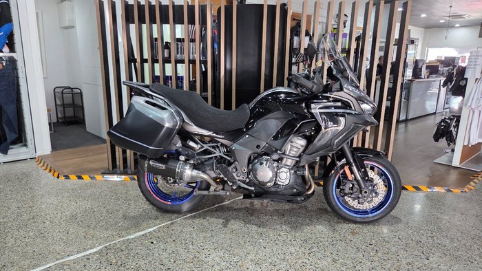 2022 Kawasaki VERSYS 1000S (KLZ1000) Black