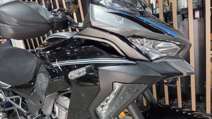 2022 Kawasaki VERSYS 1000S (KLZ1000) Black