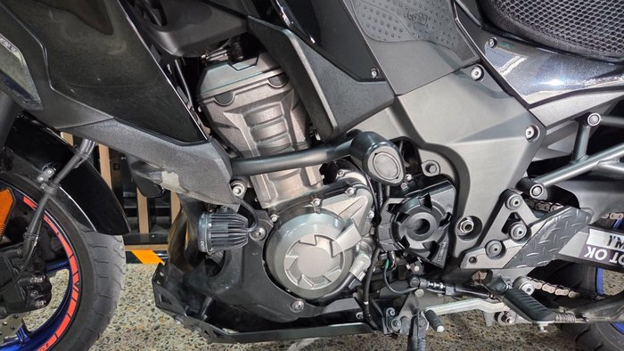 2022 Kawasaki VERSYS 1000S (KLZ1000) Black
