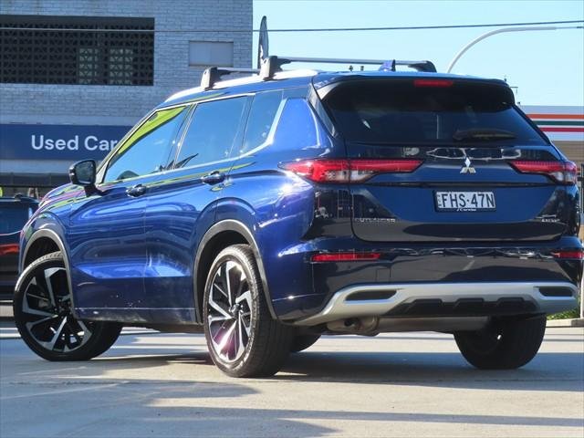 2024 Mitsubishi Outlander Exceed