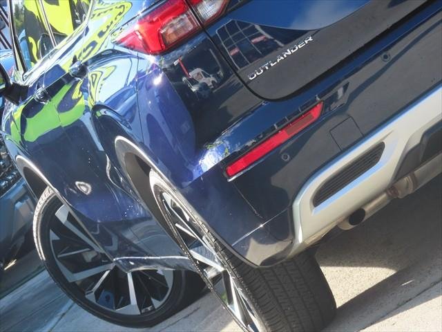 2024 Mitsubishi Outlander Exceed