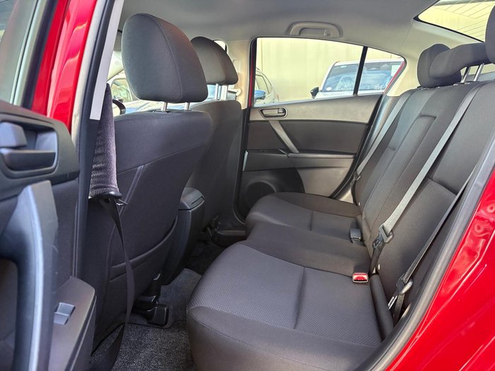 2011 Mazda 3 Neo