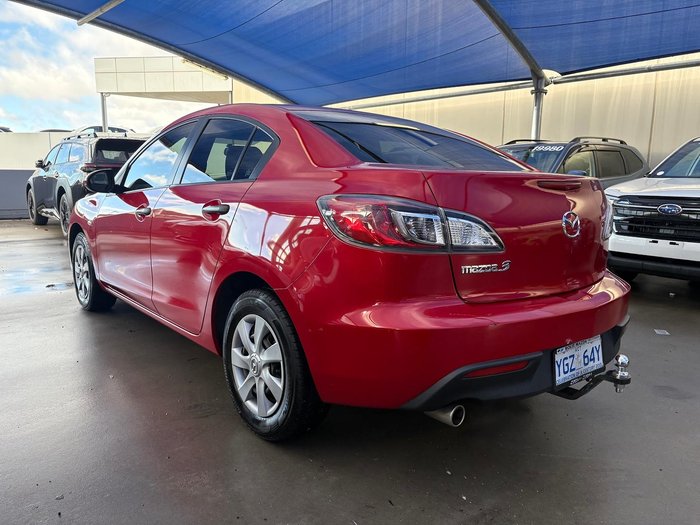 2011 Mazda 3 Neo