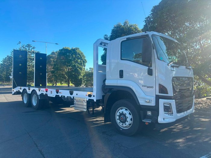 2025 Isuzu F Series FVY 260-300 AT R67