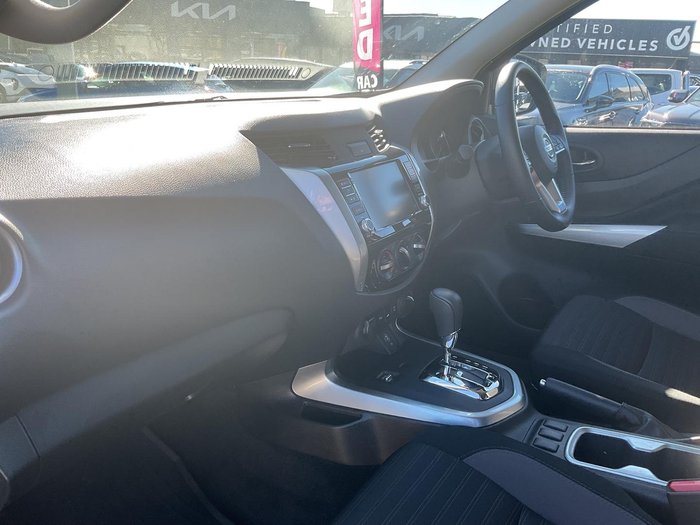 2025 Nissan Navara ST
