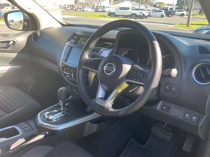 2025 Nissan Navara ST