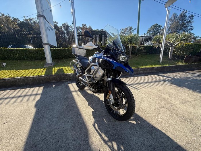 2019 BMW