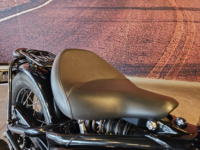 2017 Triumph Bonneville Bobber Bobber Red