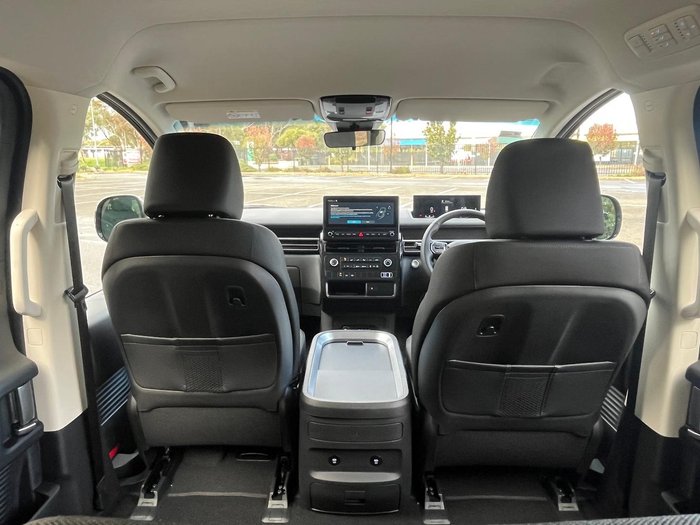 2026 Hyundai STARIA