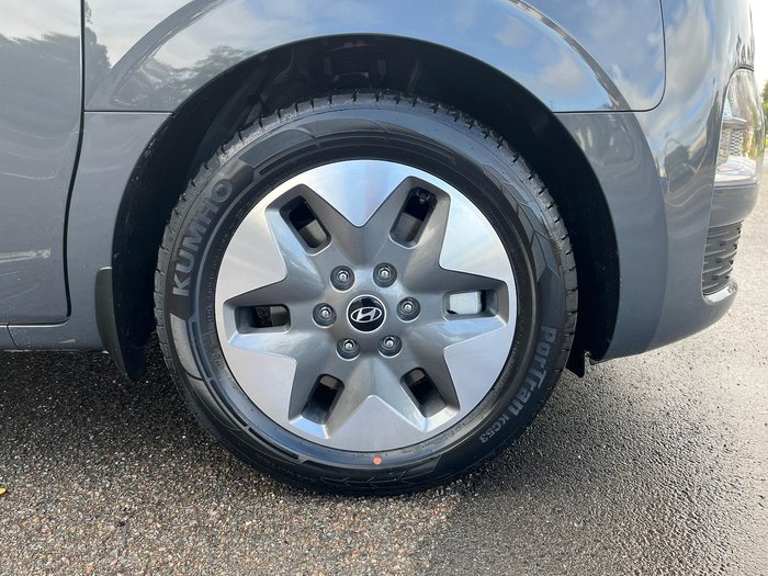 2026 Hyundai STARIA