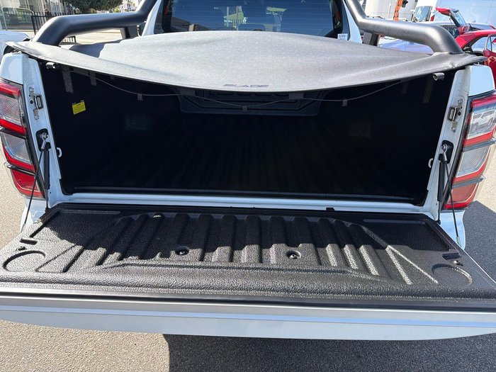 2025 Isuzu D-MAX BLADE