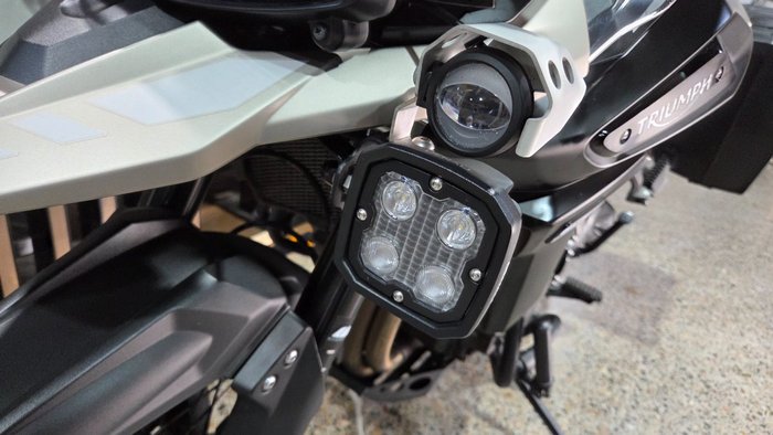2020 Triumph TIGER 1200 XCa Beige