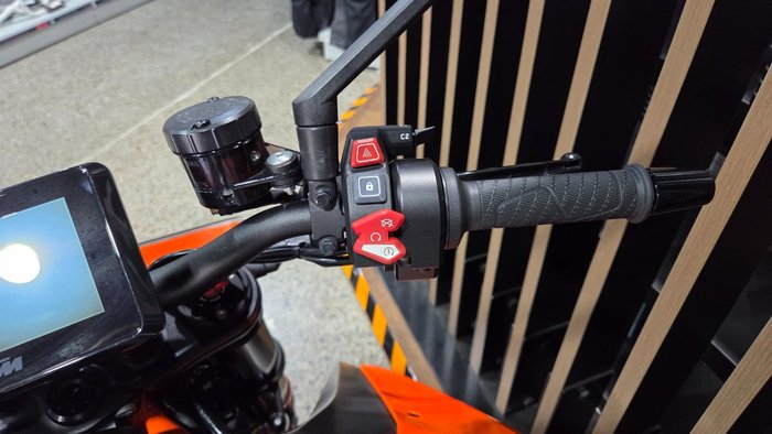 2022 Ktm 1290 SUPER DUKE R ORANGE