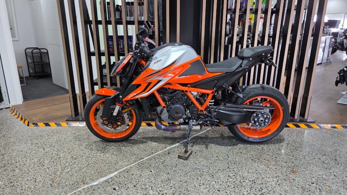 2022 Ktm 1290 SUPER DUKE R ORANGE