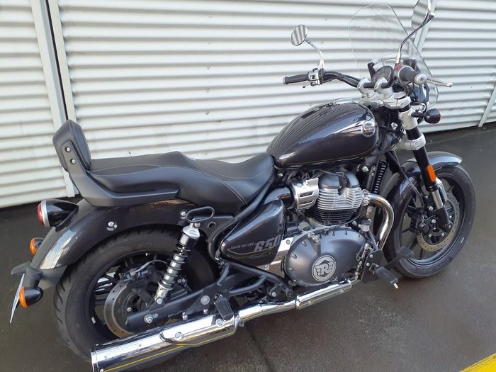 2023 Royal Enfield Super Meteor 650 Meteor Black