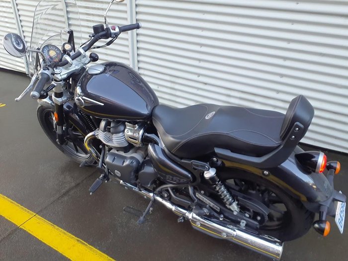 2023 Royal Enfield Super Meteor 650 Meteor Black