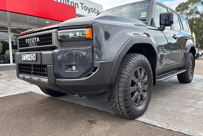 2025 Toyota Landcruiser Prado Altitude