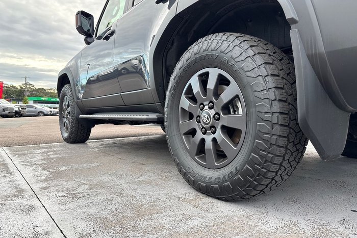 2025 Toyota Landcruiser Prado Altitude