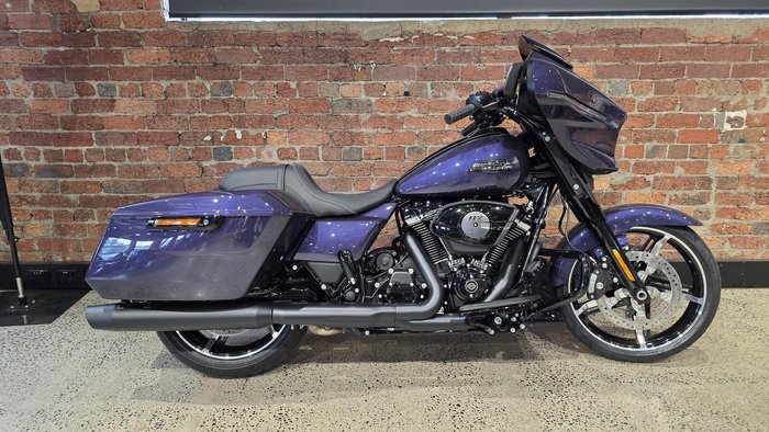 Harley-Davidson Street Glide 117 (FLHX) Touring