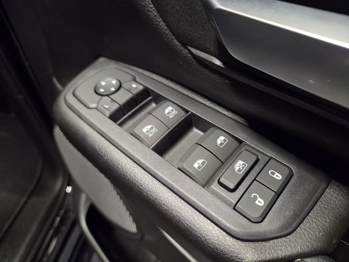2026 RAM 1500 Express Black Edition Hurricane SO