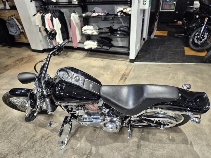 2010 Harley-Davidson Softail Standard 1584 EFI (FXSTI) Softail Black