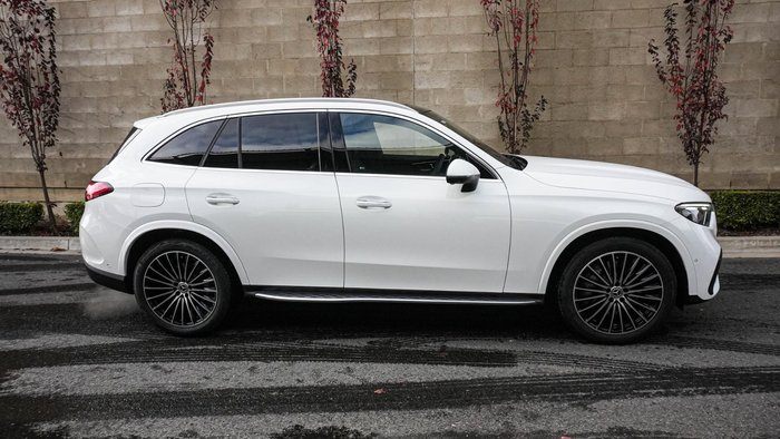 2025 Mercedes-Benz GLC-Class