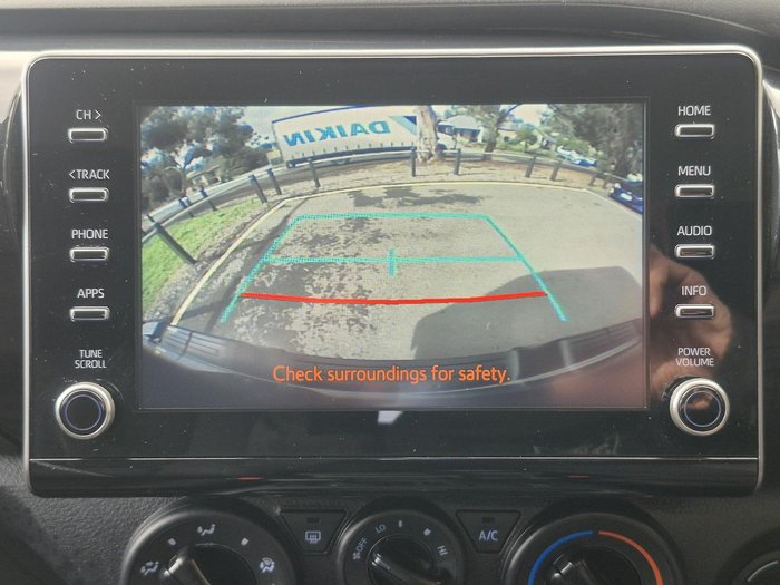 2020 Toyota Hilux SR