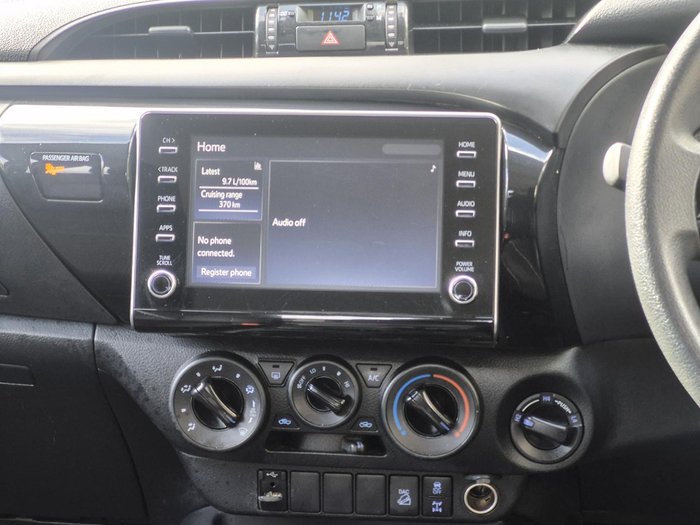 2020 Toyota Hilux SR
