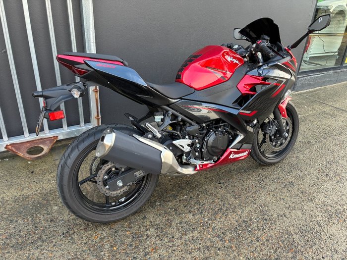 2018 Kawasaki NINJA 400 R