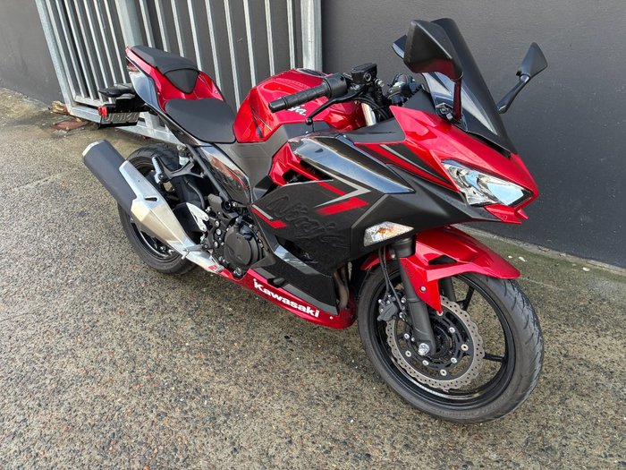 2018 Kawasaki NINJA 400 R