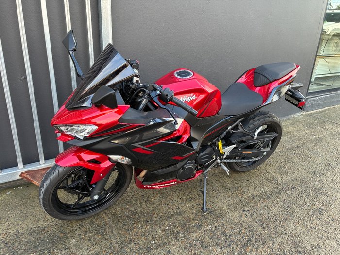 2018 Kawasaki NINJA 400 R