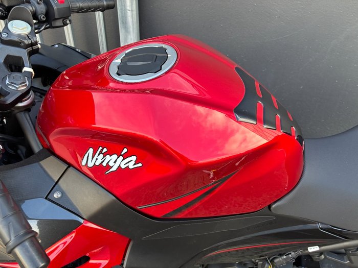 2018 Kawasaki NINJA 400 R