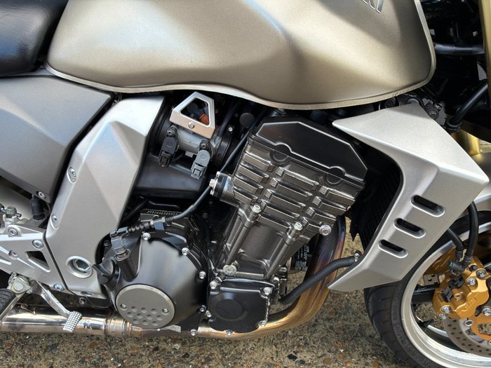 2004 Kawasaki Z1000 SILVER