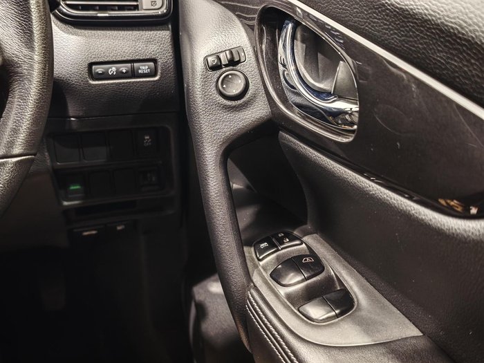 2019 Nissan X-TRAIL ST-L
