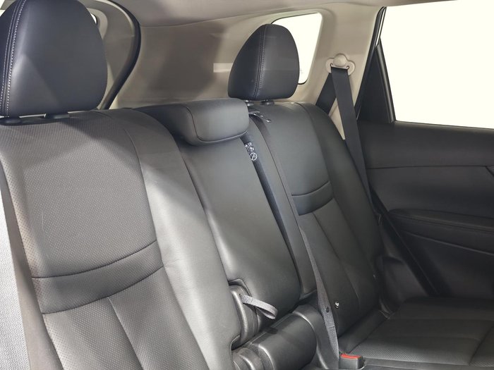 2019 Nissan X-TRAIL ST-L