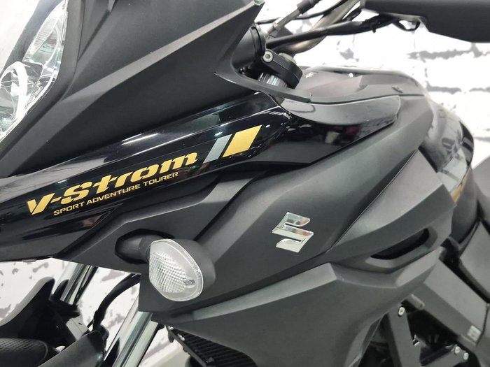 2020 Suzuki V-Strom 650XT (DL650XA) V-Strom Black
