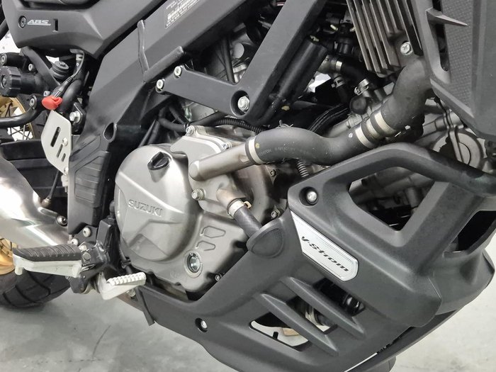 2020 Suzuki V-Strom 650XT (DL650XA) V-Strom Black