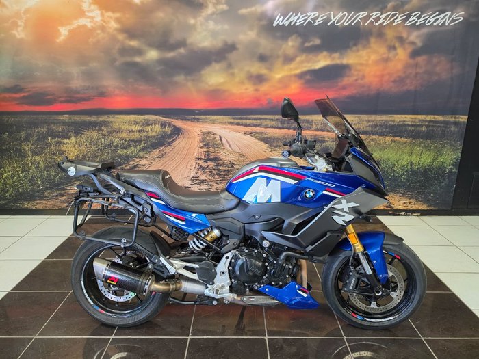 2023 BMW F 900 XR SPORT BLACK