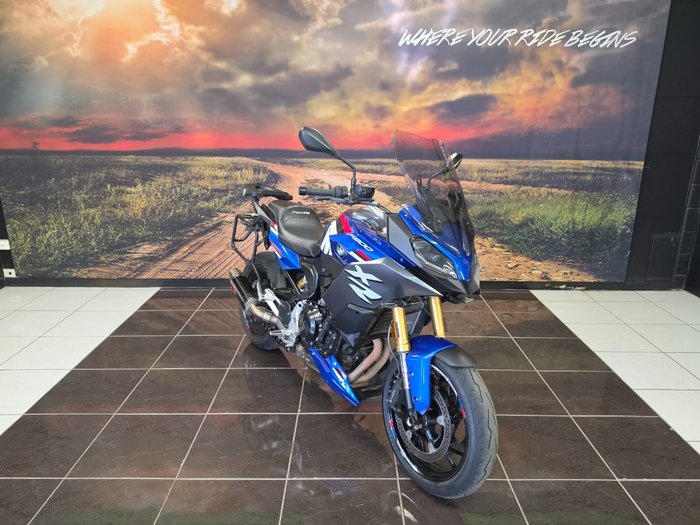 2023 BMW F 900 XR SPORT BLACK