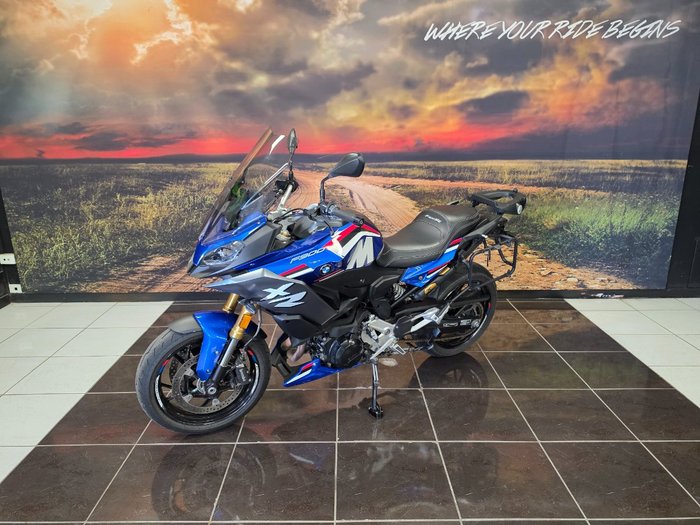 2023 BMW F 900 XR SPORT BLACK