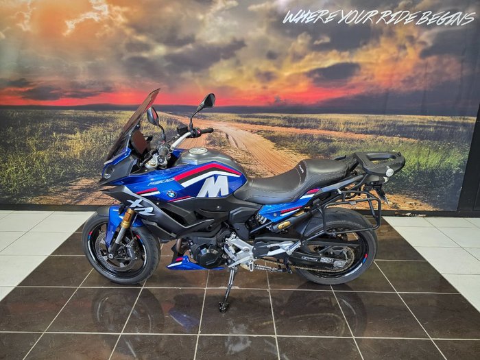 2023 BMW F 900 XR SPORT BLACK
