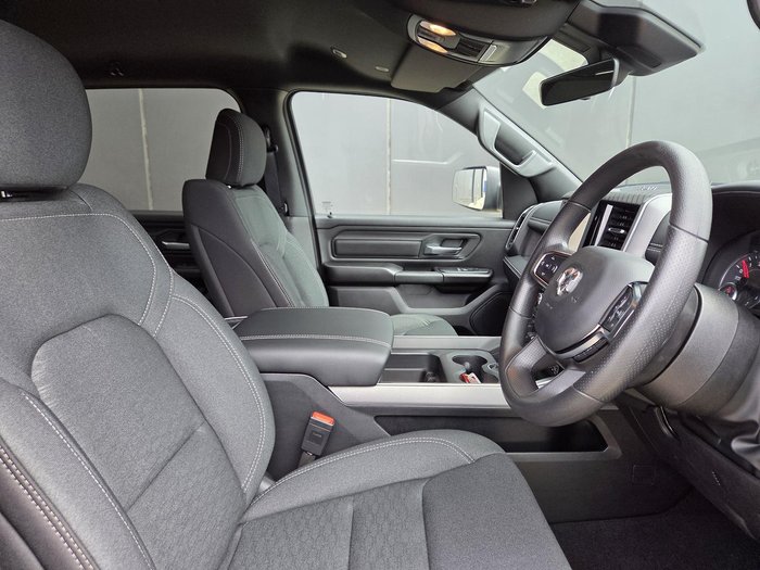 2026 RAM 1500 Express Black Edition Hurricane SO