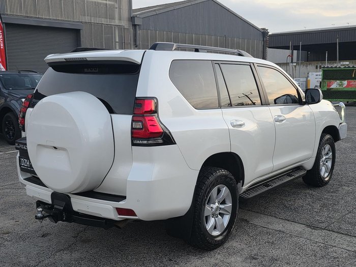 2023 Toyota Landcruiser Prado GXL