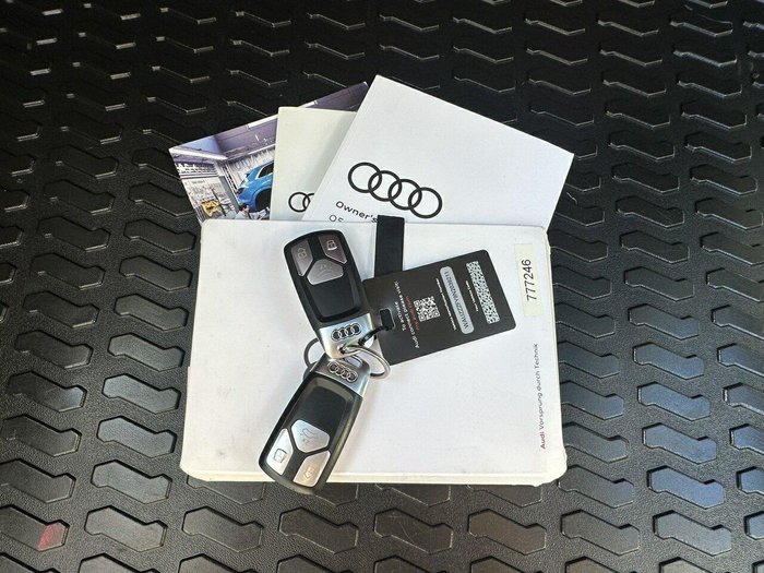 2022 Audi Q5 45 TFSI S line