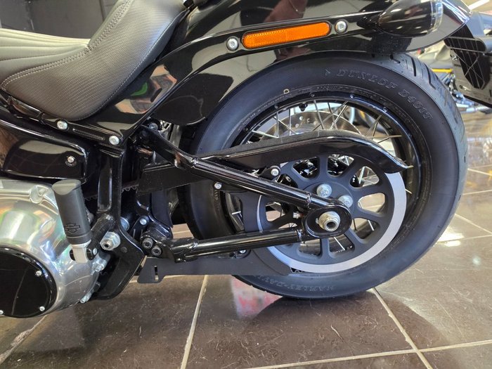 2025 HARLEY-DAVIDSON FXBB STREET BOB (117) BLACK